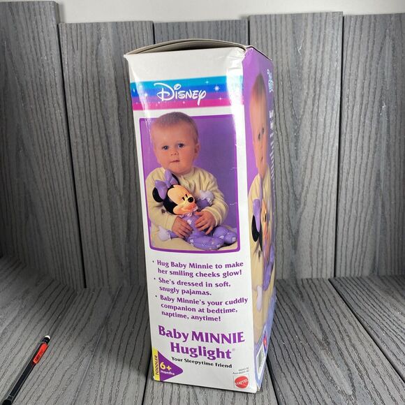 NEW Vintage 90s Mattel Baby Huglight Minnie In Original Box - KayBee sticker - Picture 7 of 9